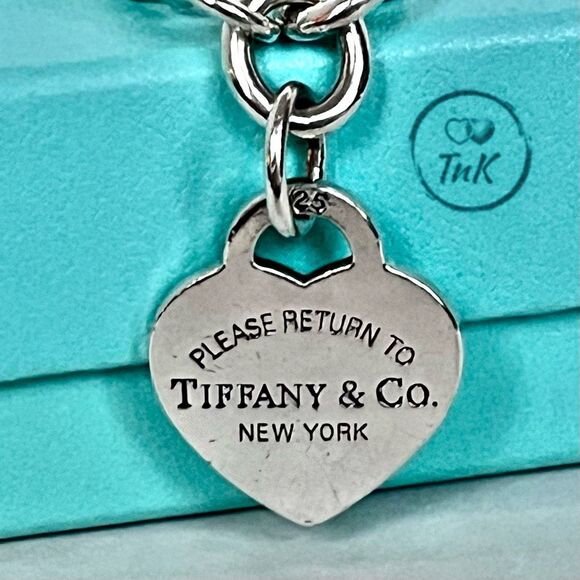 Return To Tiffany Heart Tag Chain Link Bracelet - 8” - Silver - Picture 9 of 15